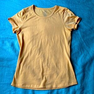 WoolX Addie merino wool short sleeved shirt tee medium